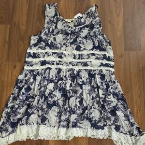 Simply Noelle Navy and White Floral Dress